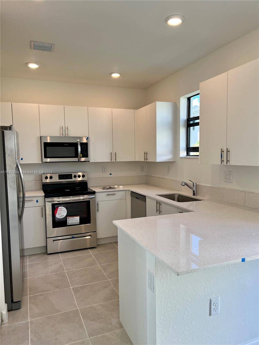 Homestead, FL 33033,28534 SW 134th Ave #28534