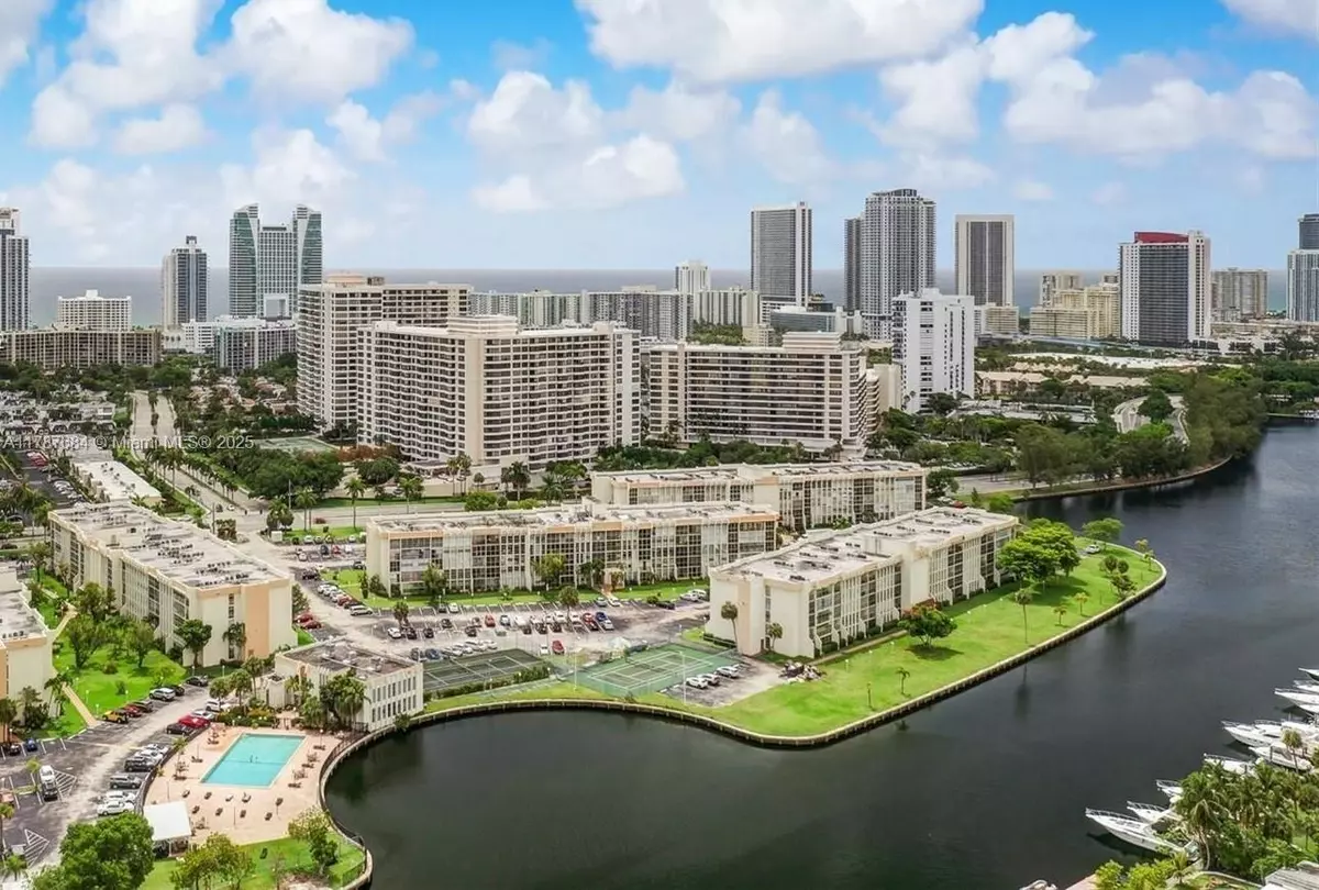 Hallandale Beach, FL 33009,701 Three Islands Blvd #217