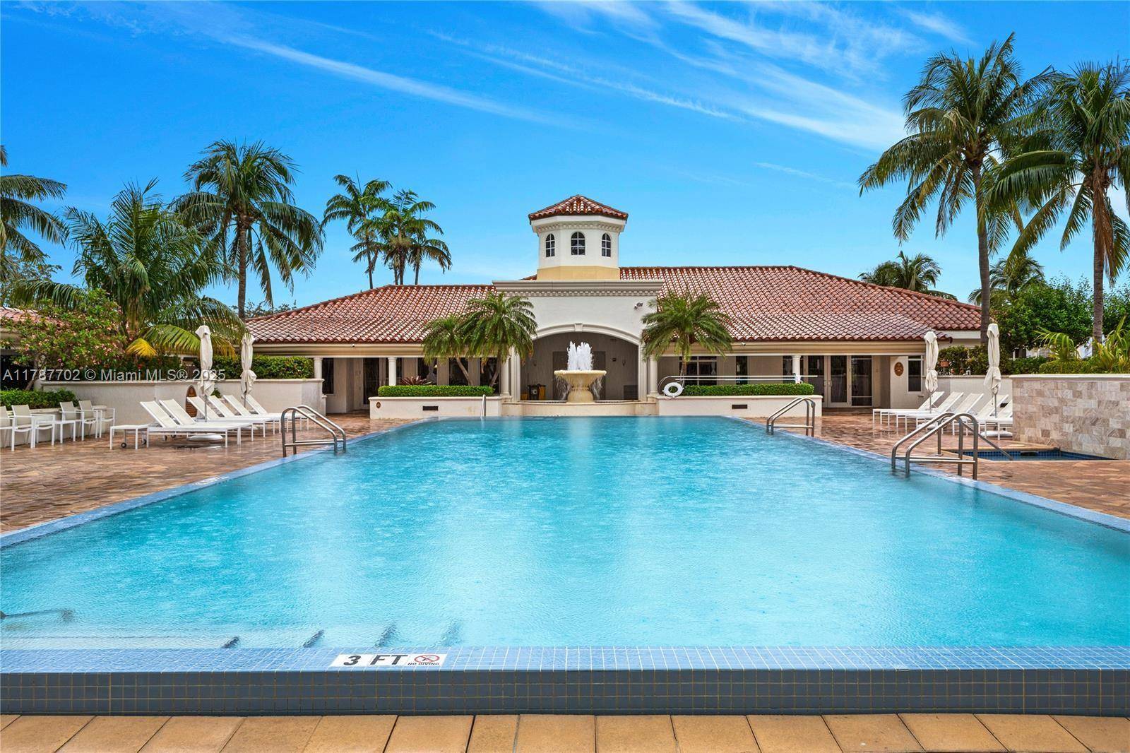 Aventura, FL 33180,19900 E Country Club Dr #310