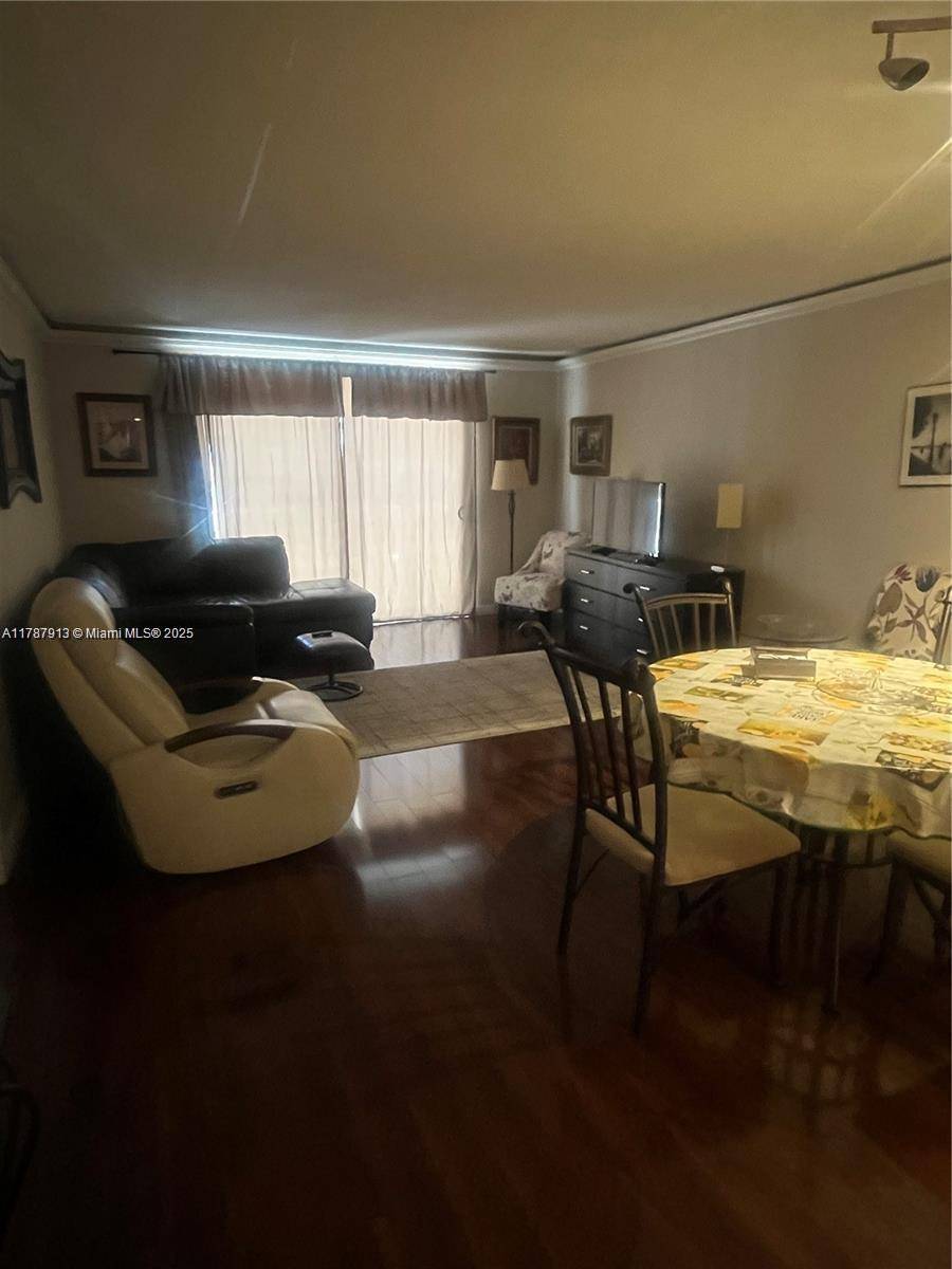 Hallandale Beach, FL 33009,1825 S Ocean #413