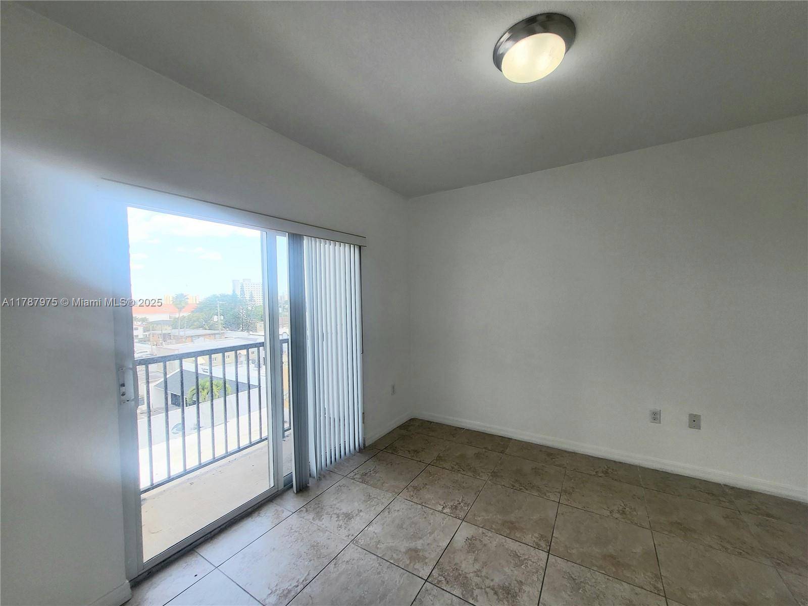 Miami, FL 33130,435 SW 12th Ave #502