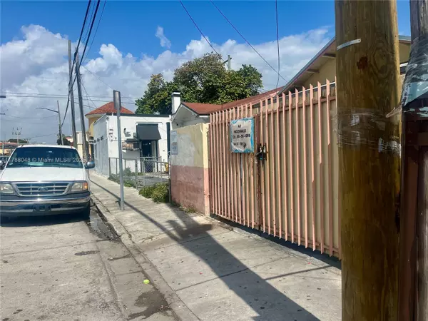 Miami, FL 33135,1574 SW 1st St