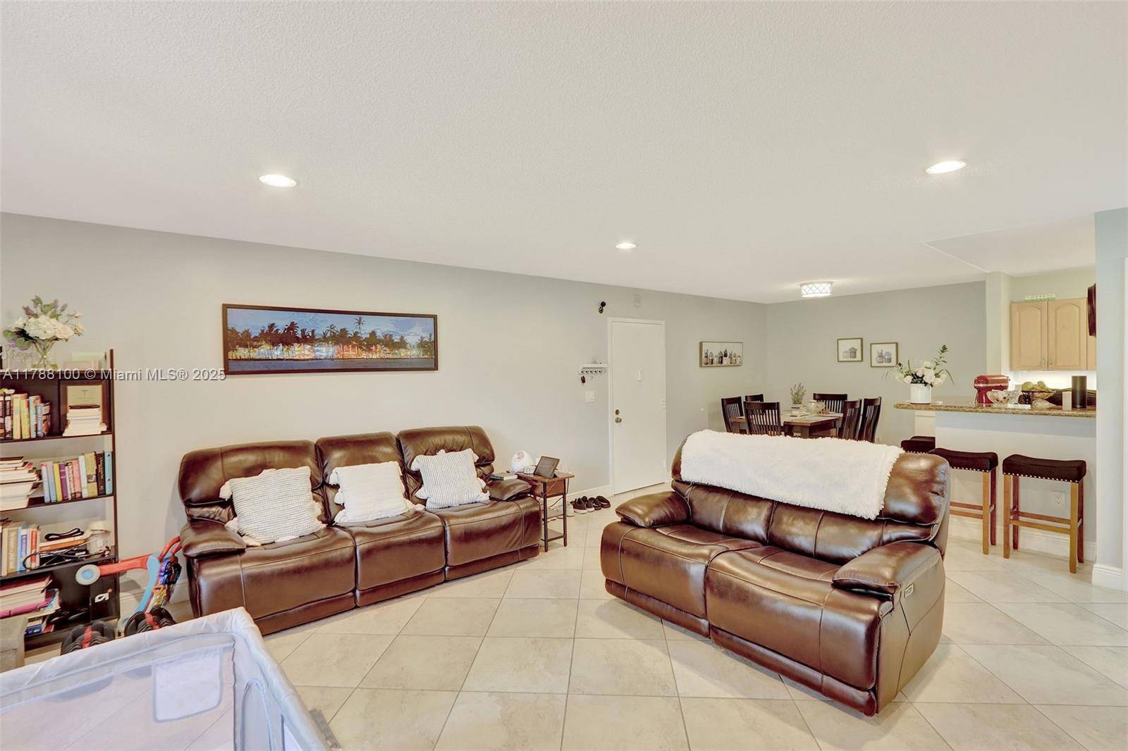 Miami, FL 33143,7935 SW 86th St #808B