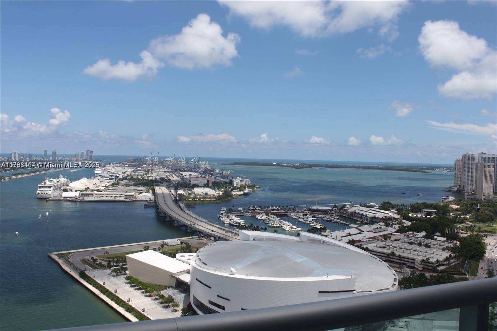 Miami, FL 33132,900 Biscayne Blvd #3803