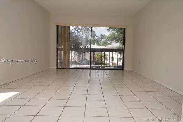 Coral Gables, FL 33146,5201 Orduna Dr #12