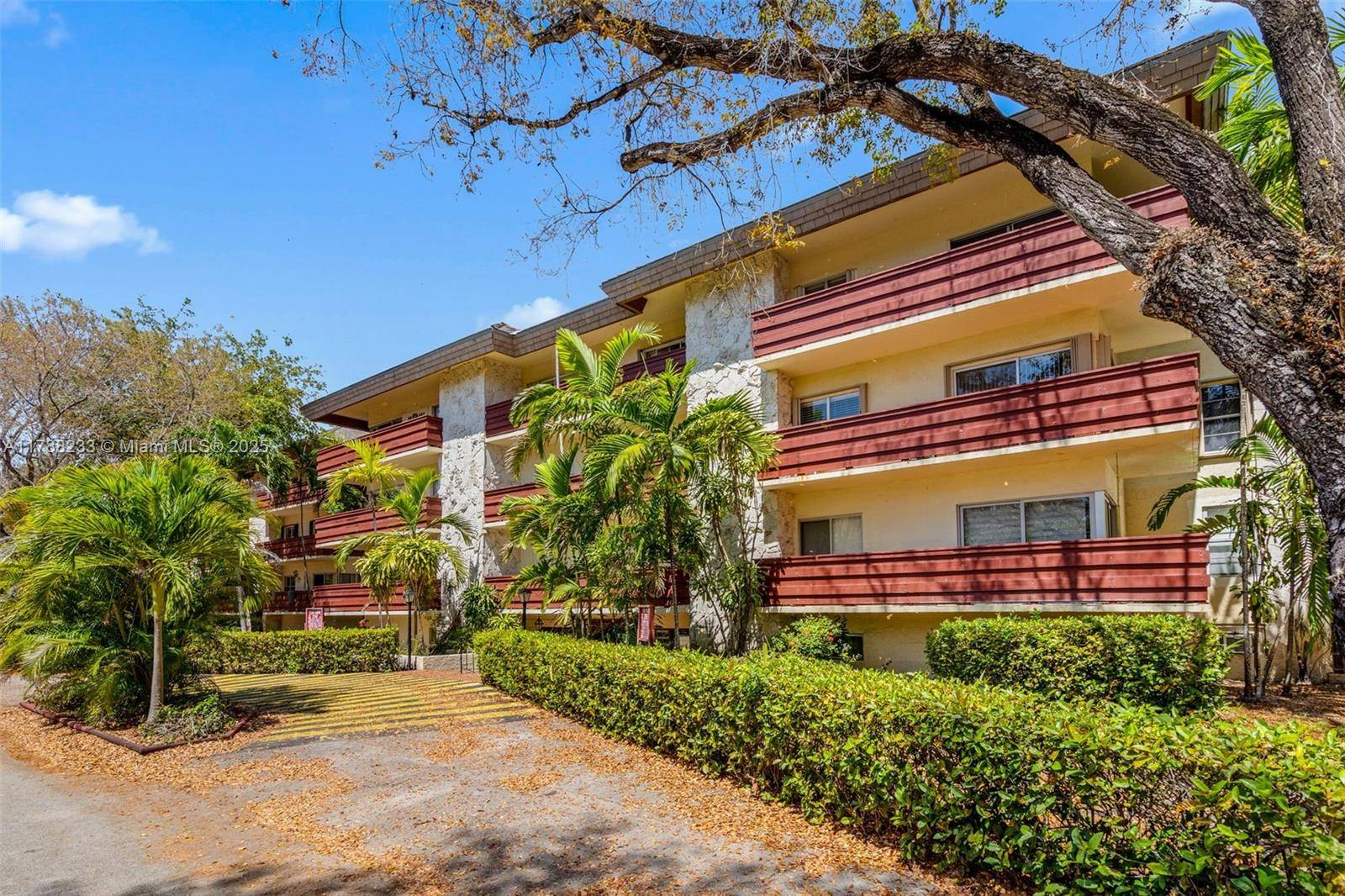 Coral Gables, FL 33146,1205 Mariposa Ave #413