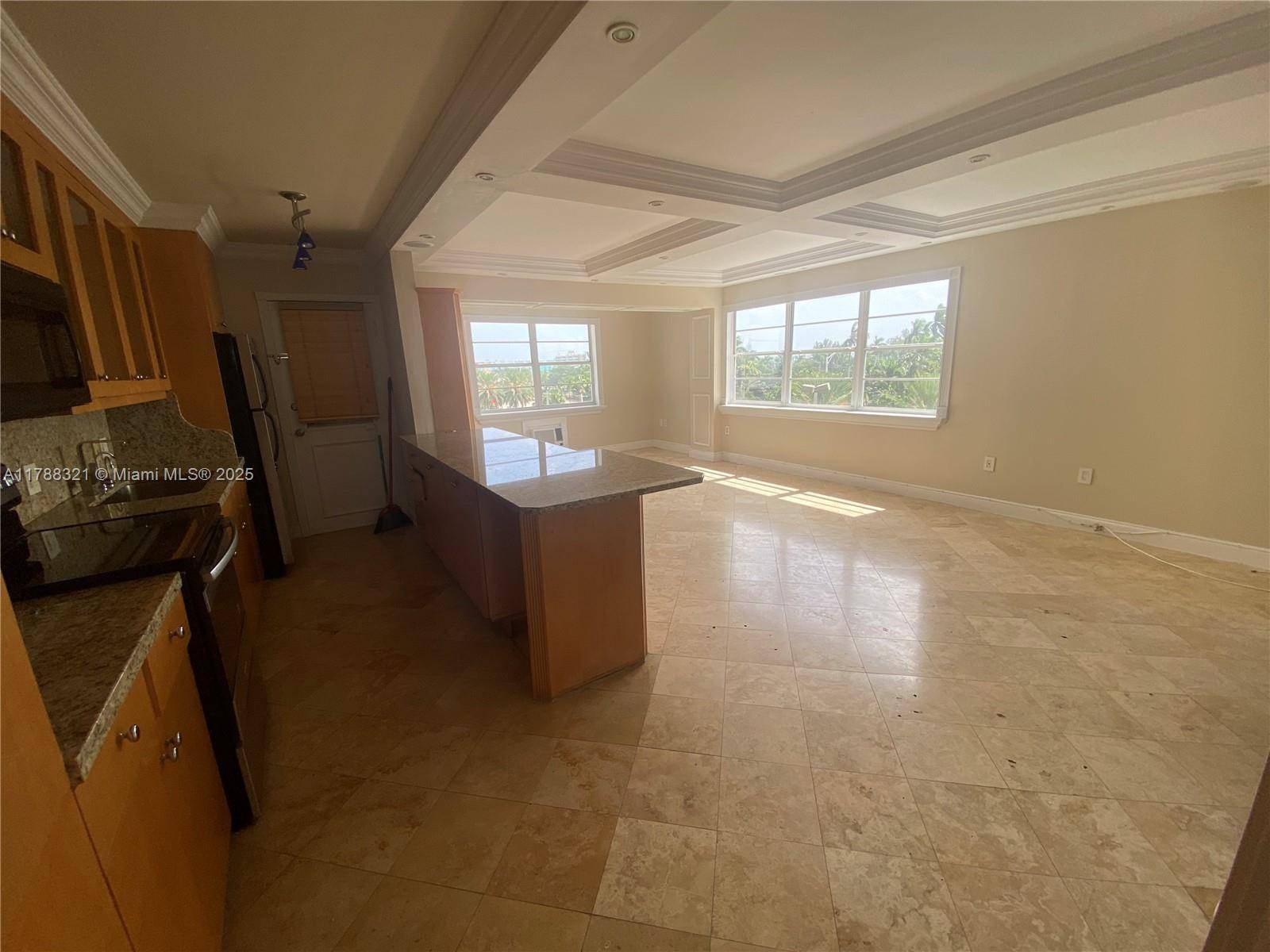 7904 West Dr #401, North Bay Village, FL 33141