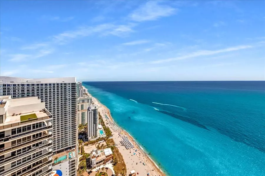 1830 S Ocean Dr #LPH4910, Hallandale Beach, FL 33009