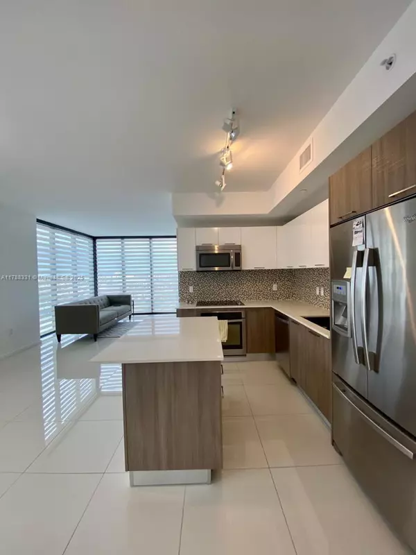 Doral, FL 33166,5300 Paseo Blvd #1001