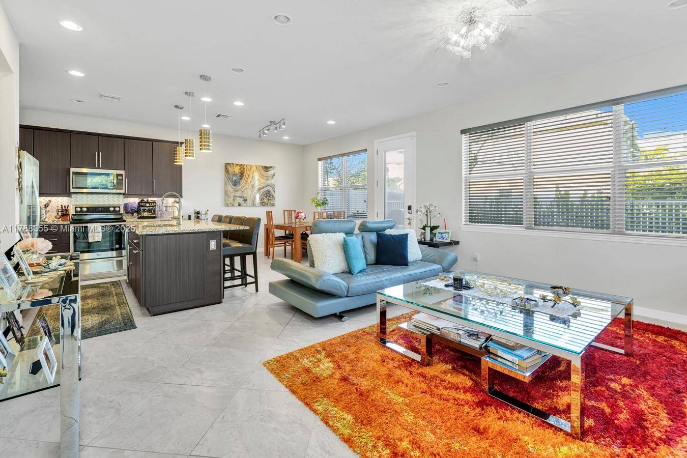 Hollywood, FL 33021,1105 Banyan Dr