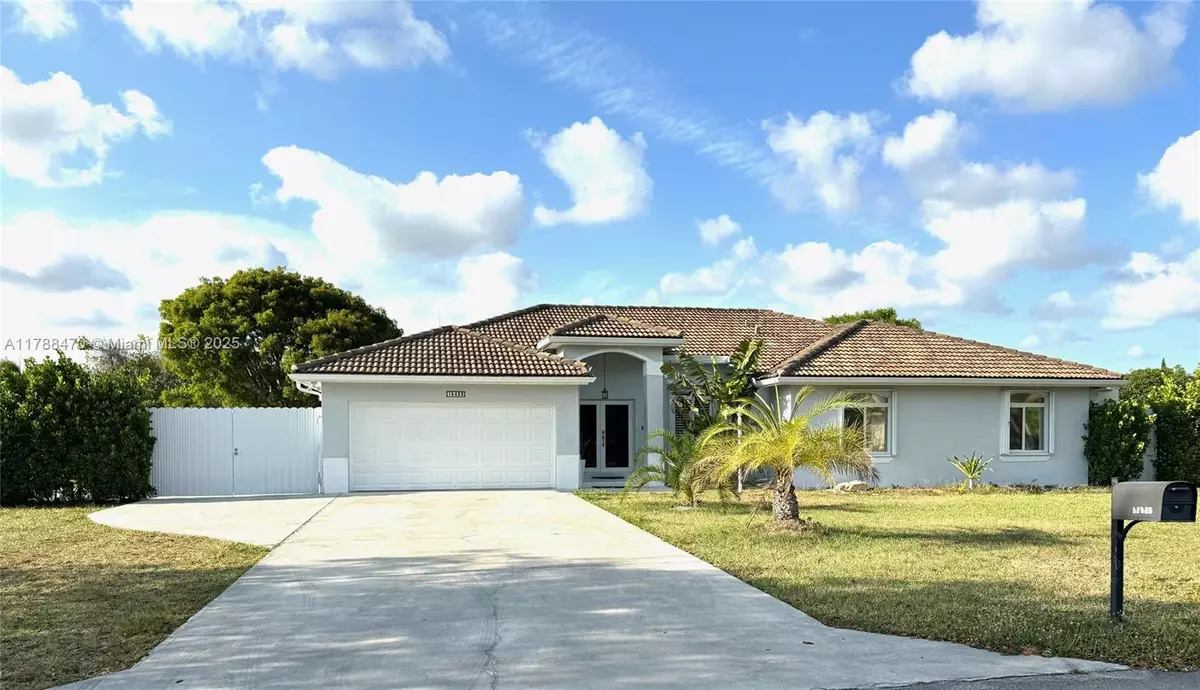 Homestead, FL 33032,15433 SW 278th St