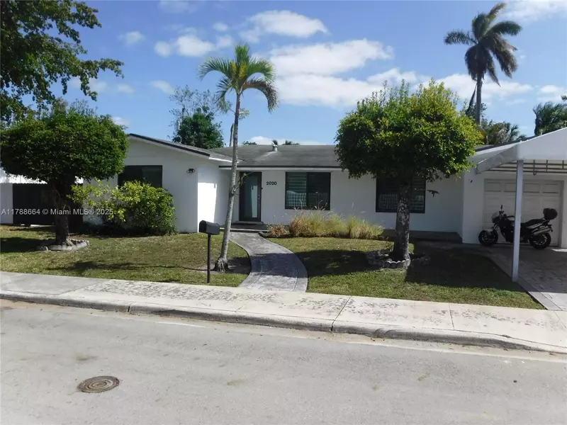 2020 NE 203rd St, Miami, FL 33179