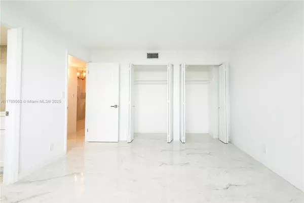 Hollywood, FL 33020,1811 Jefferson St #509