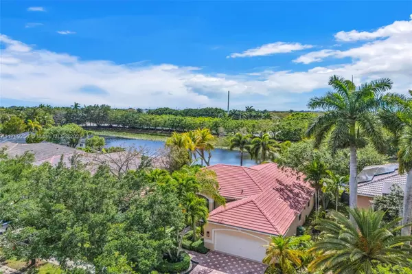 Weston, FL 33331,3739 Oak Ridge Cir