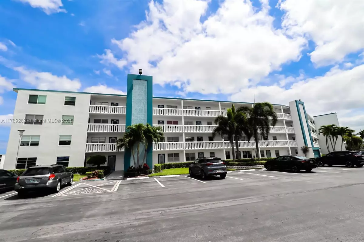 Boca Raton, FL 33434,3035 Exeter B #3035