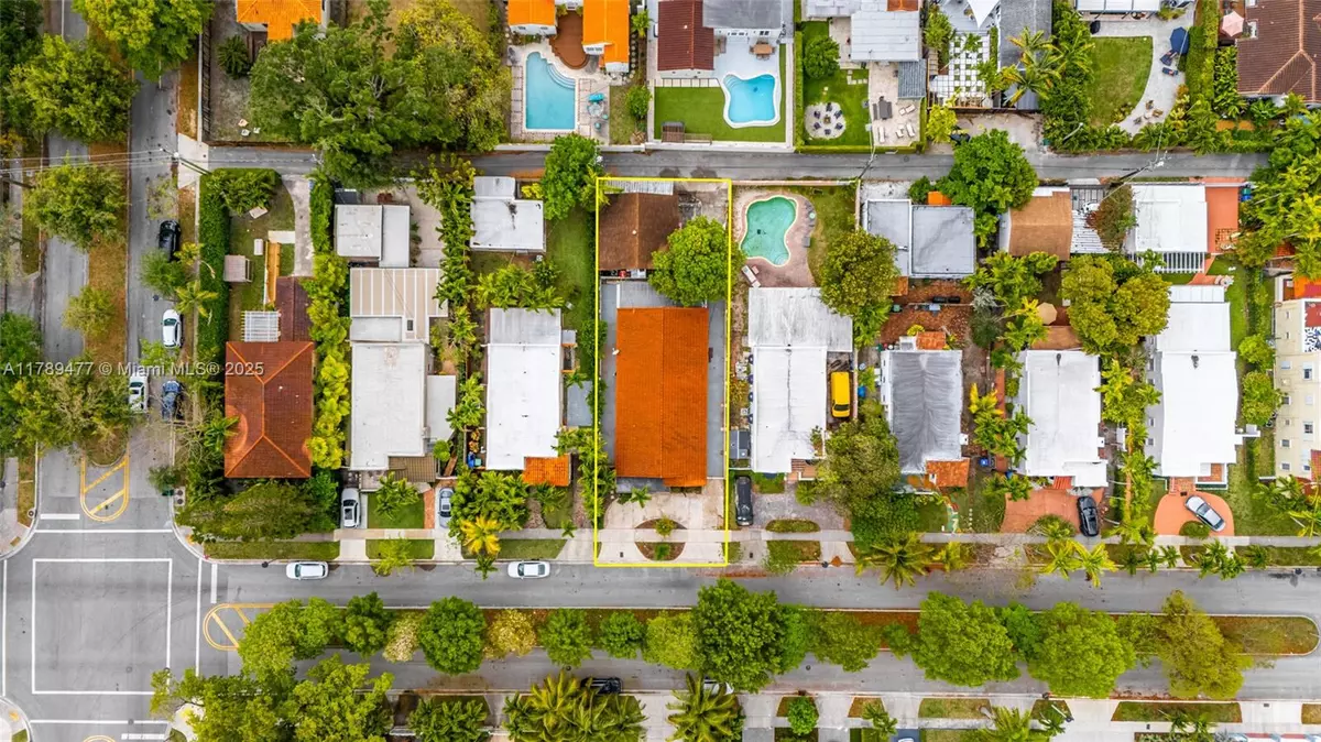 Miami, FL 33129,426 SW 26th Rd
