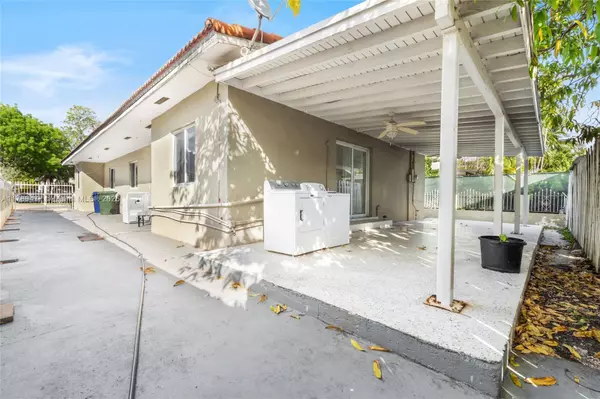 Miami, FL 33129,426 SW 26th Rd