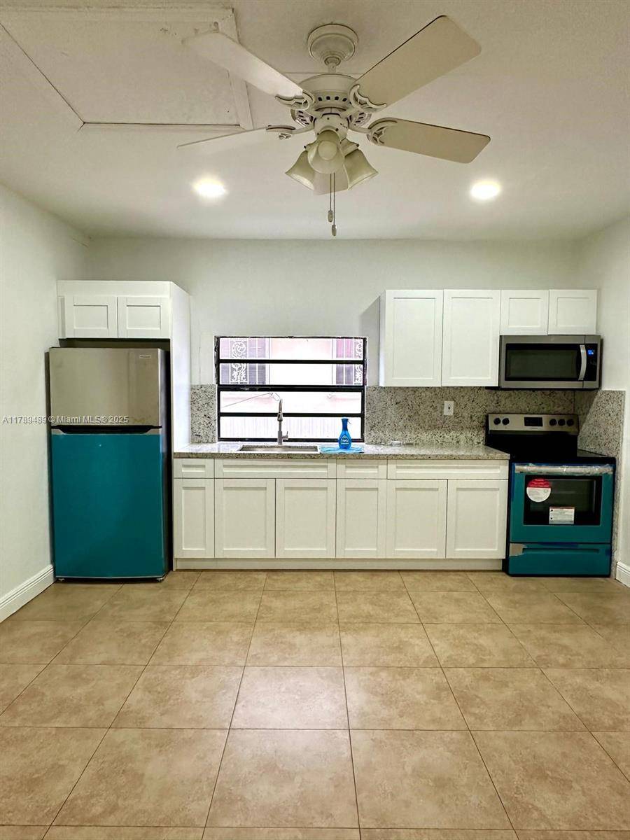 1770 NW 19th ter #Back, Miami, FL 33125