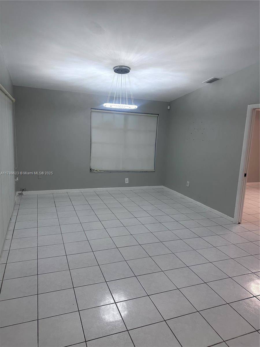 Miramar, FL 33025,9300 E Elm Ln #9300