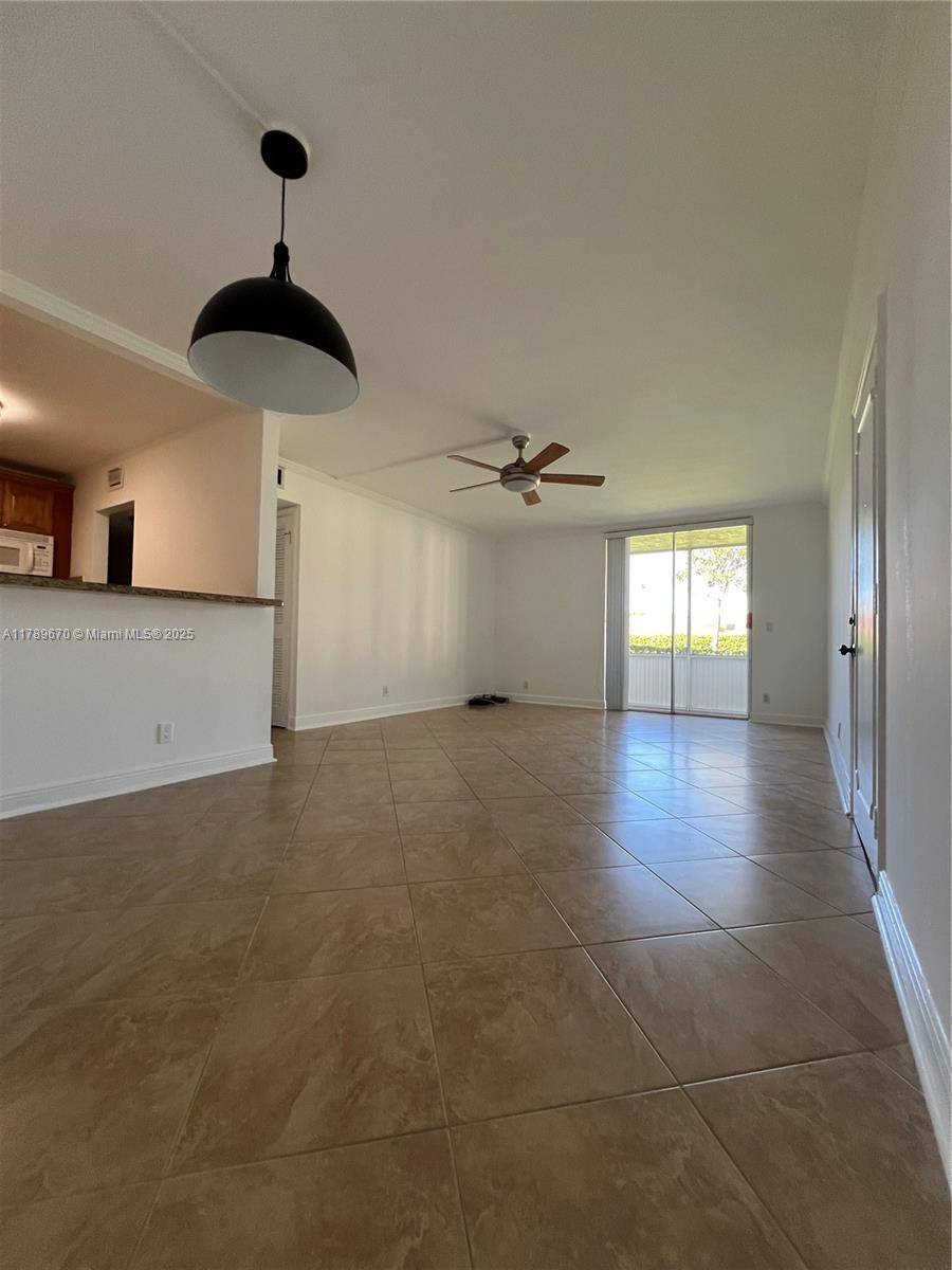 Boca Raton, FL 33428,22795 SW 66th Avenue #104