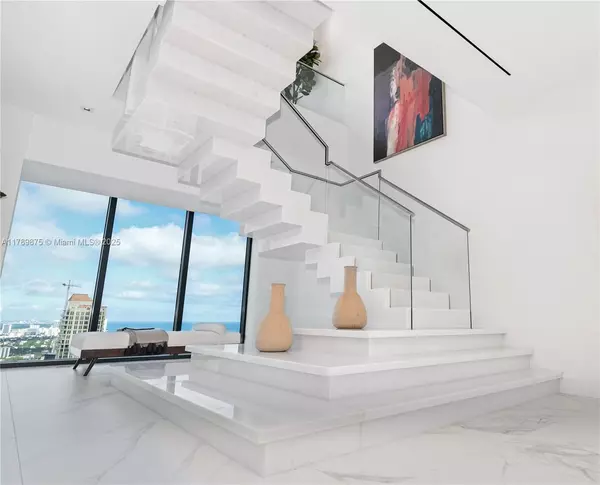 Sunny Isles Beach, FL 33160,17141 Collins Ave #4501