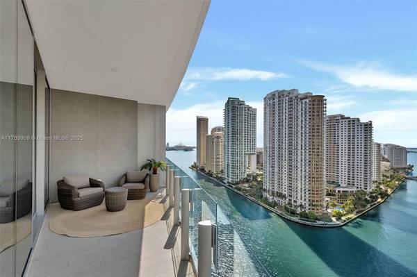 300 Biscayne Blvd Way #2007W, Miami, FL 33130
