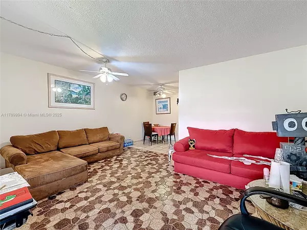 Lauderdale Lakes, FL 33313,3071 NW 47th Ter #322