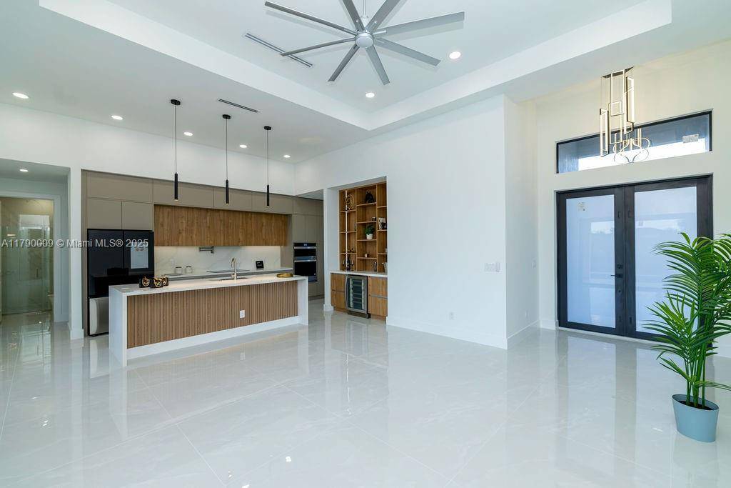Cape Coral, FL 33993,1412 NW 33 Ave