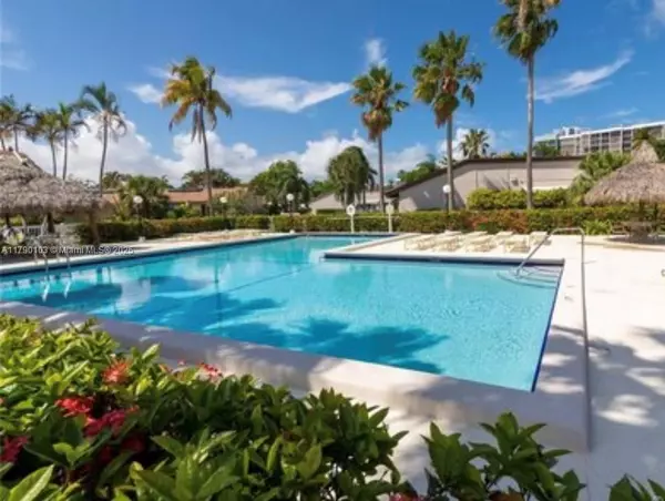 Hallandale Beach, FL 33009,347 Leslie Dr