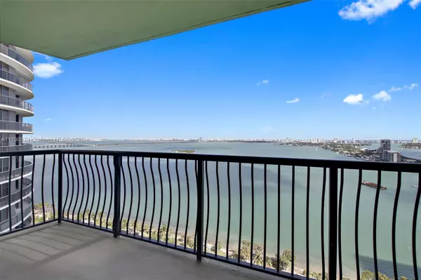Miami, FL 33132,1756 N Bayshore Dr #23A