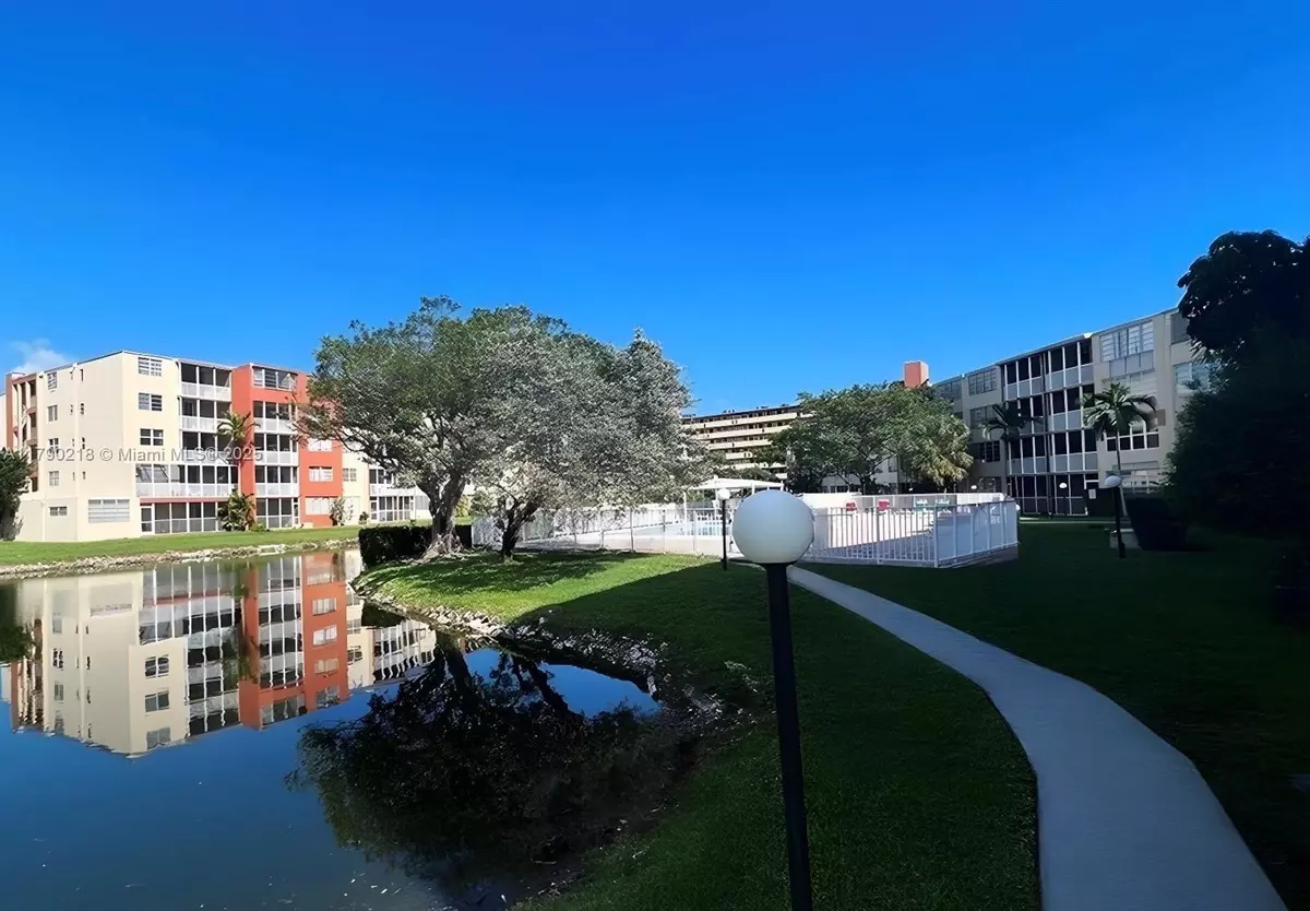 Miami, FL 33179,Address not disclosed