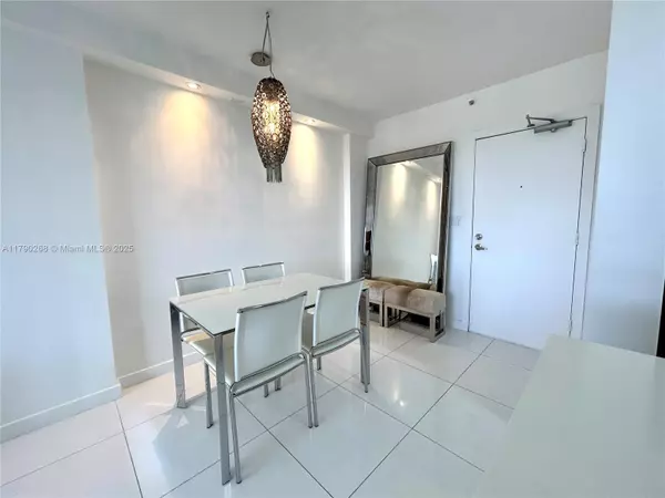 Miami Beach, FL 33139,1500 Bay Rd #480S