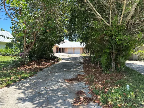 Hobe Sound, FL 33455,10737 SE Seaspray Ct