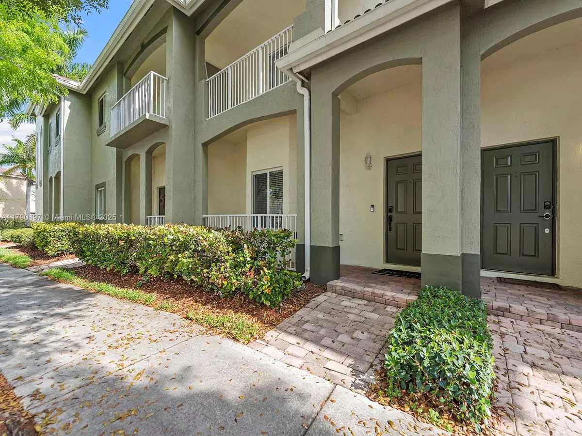 Homestead, FL 33035,2352 SE 21st St