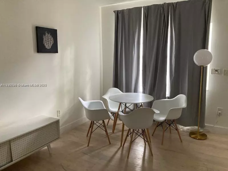 911 Meridian Ave #204, Miami Beach, FL 33139