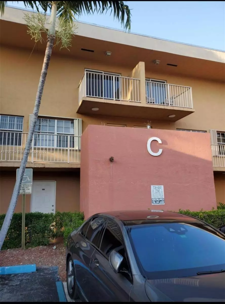 Miami, FL 33193,7510 SW 152nd Ave #C204