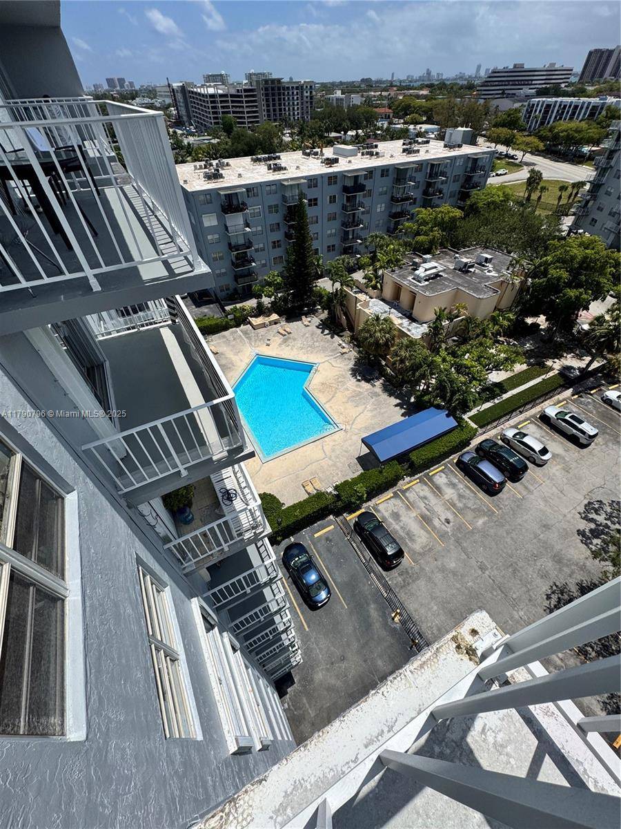 North Miami, FL 33161,1470 NE 125th Ter #PH7