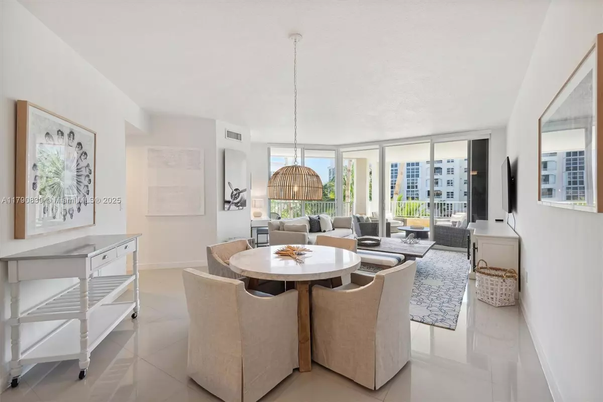 Key Biscayne, FL 33149,705 Crandon Blvd #306