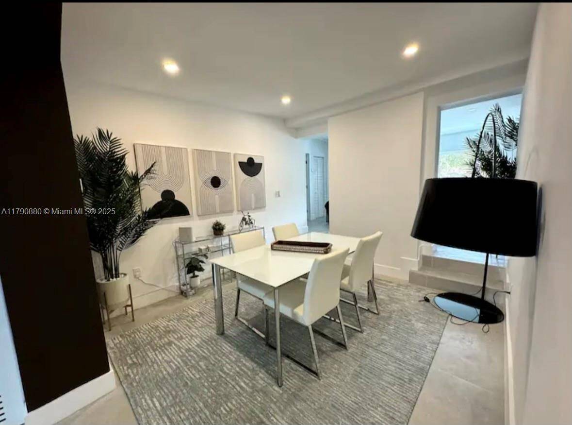 Miami, FL 33127,11 NW 45th St