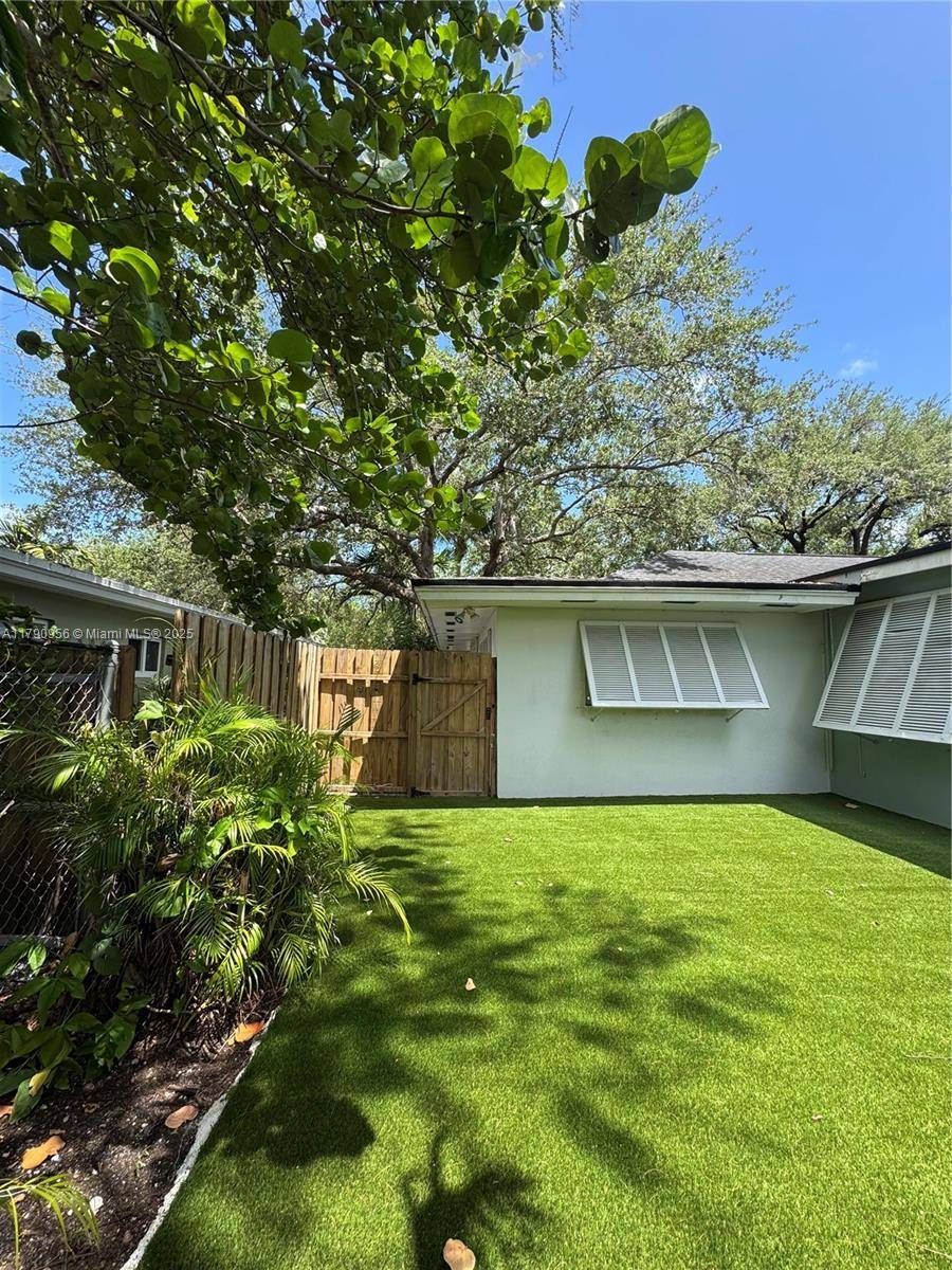 Pinecrest, FL 33156,11780 SW 81st Rd #11780