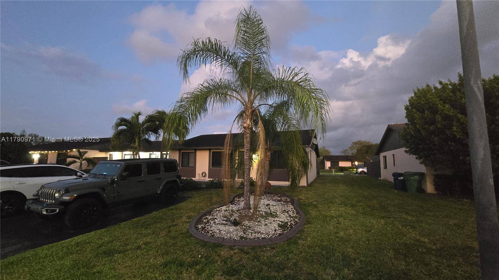 Miami, FL 33175,4737 SW 135th Pl