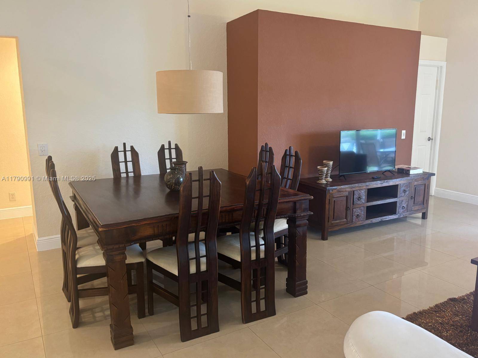 Weston, FL 33327,1314 Canary Island Dr #1314