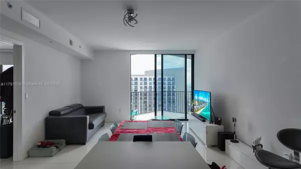 Doral, FL 33166,5300 Paseo Blvd #1807