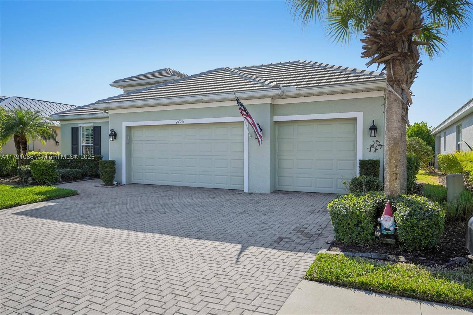 Cape Coral, FL 33991,2720 Lambay Ct