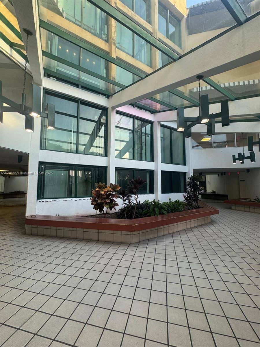 Miami, FL 33175,11750 SW 18th St #406-1