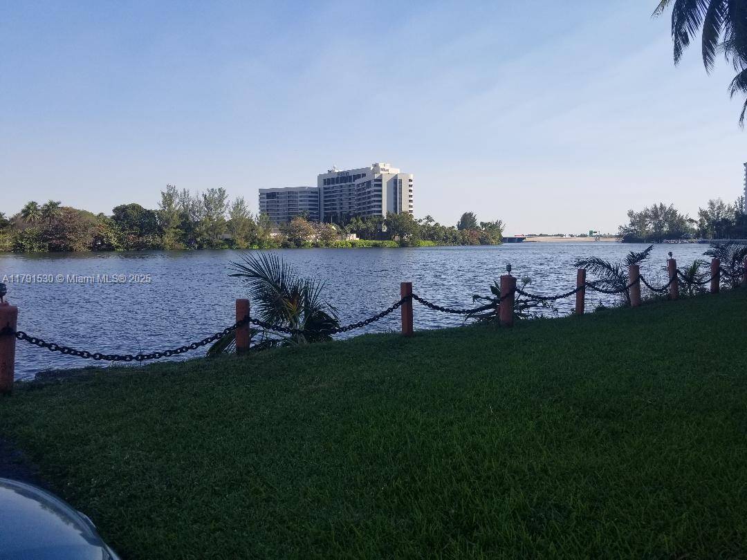 Miami, FL 33126,5201 NW 7th St #609W
