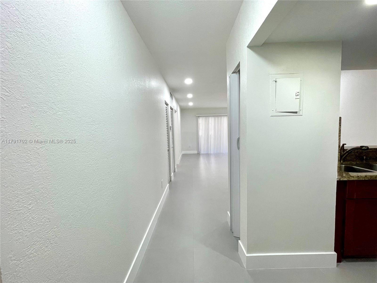 Hialeah, FL 33014,1035 W 77th St #302