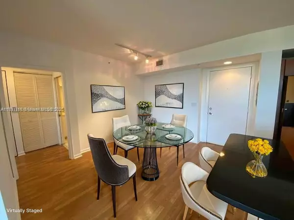 Aventura, FL 33180,2775 NE 187th St #311