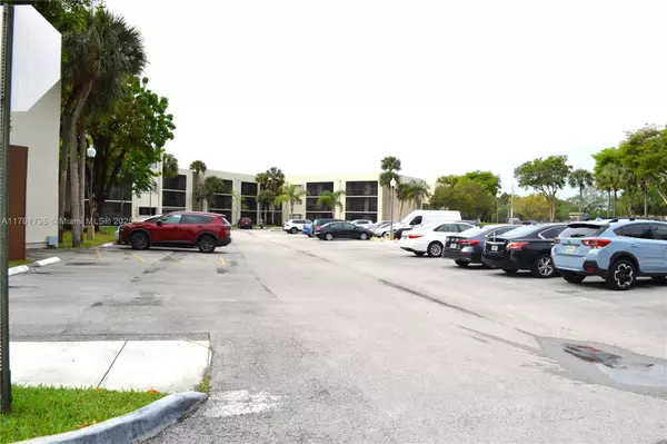 Miami, FL 33173,8005 SW 107th Ave #109