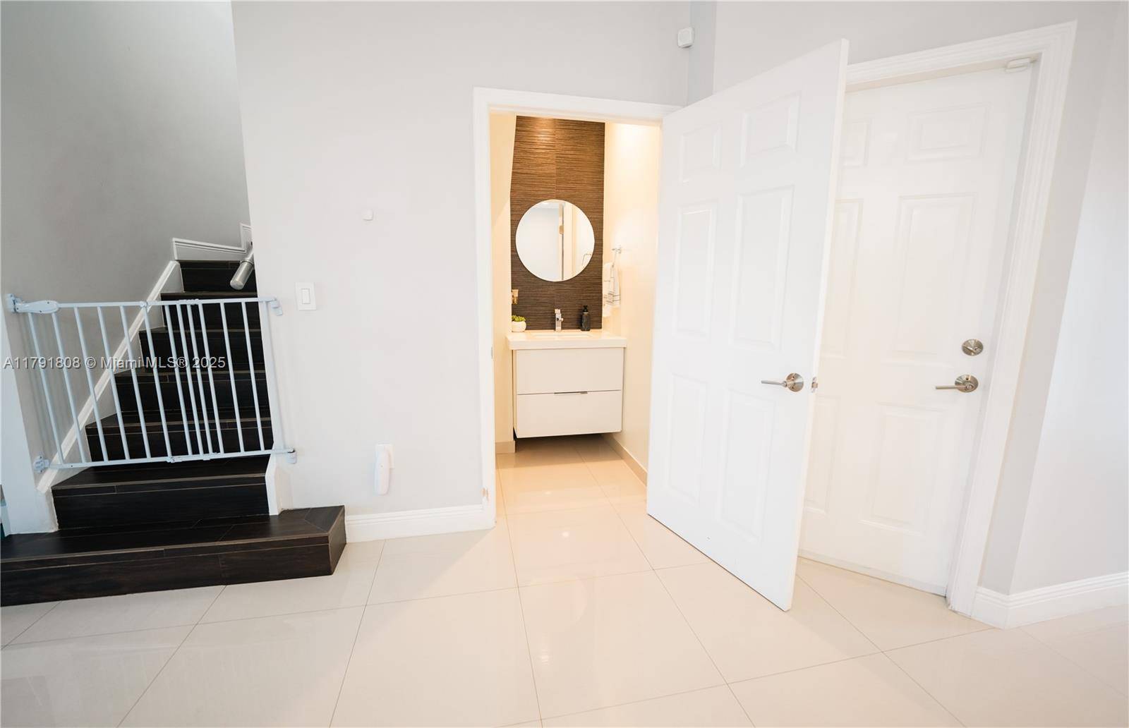 Miami, FL 33185,3891 SW 147th Ave #13